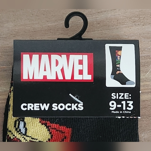 Marvel Crew Socks – 3 Pairs – Spiderman, Wolverine, Avengers – NWT  socks comics - Picture 8 of 11